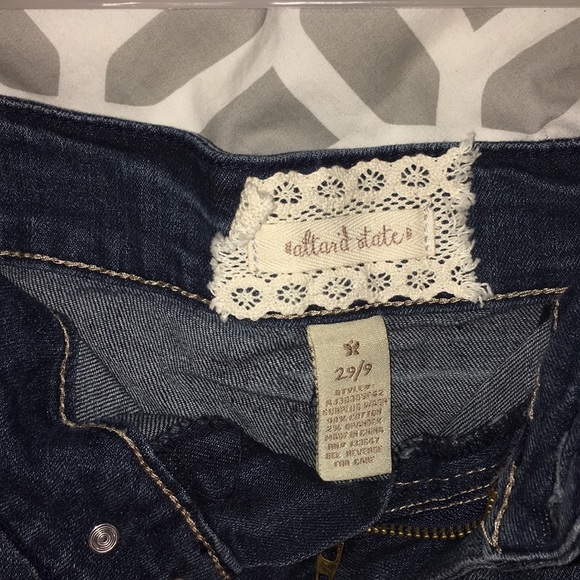altar'd state jean shorts! fit true to size - Picture 3 of 3